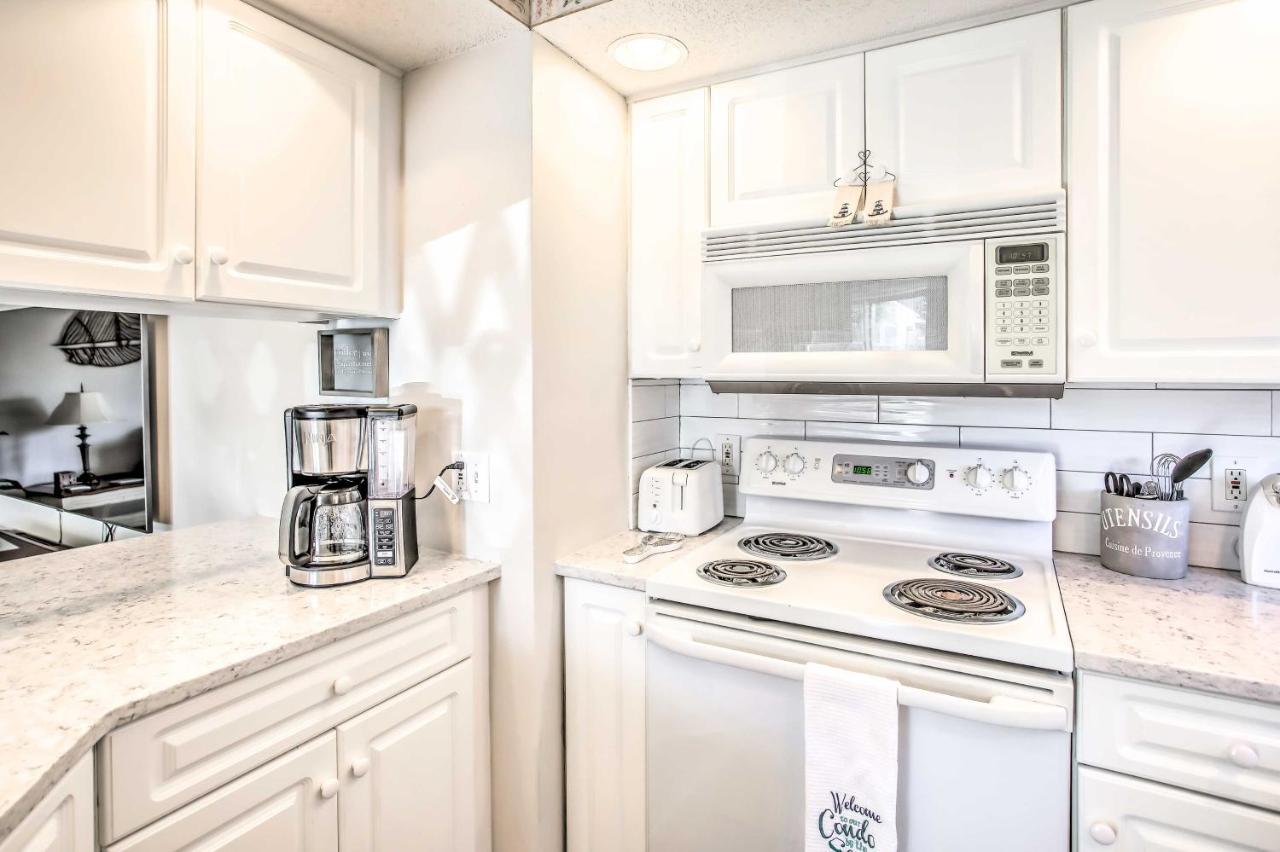 Waterfront North Myrtle Beach Condo With Pool Access Екстериор снимка